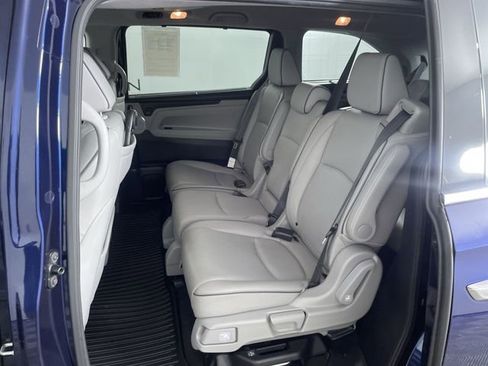 Used 2023 Honda Odyssey Elite image 20