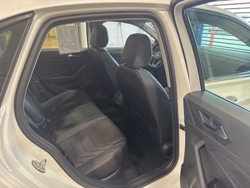 Certified 2023 Volkswagen Jetta SEL image 11