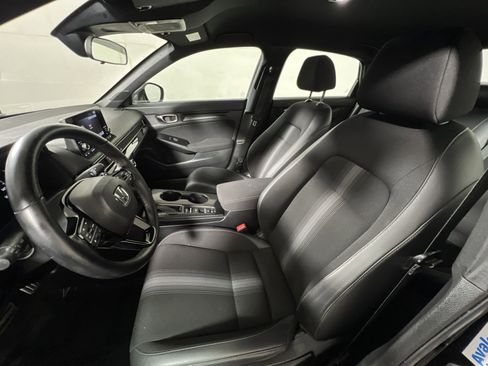 Used 2023 Honda Civic Sport image 13