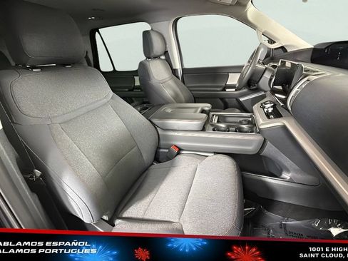 Used 2025 Ford Expedition Max Active AWD/4WD image 36
