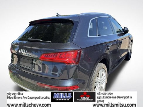Used 2019 Audi Q5 2.0T Premium Plus w/ Premium Plus Package AWD/4WD image 3