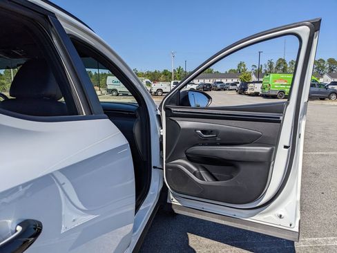 Used 2023 Hyundai Santa Cruz Limited image 44