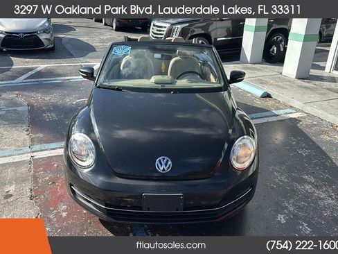 Used 2014 Volkswagen Beetle TDI FWD image 4