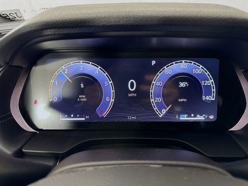 New 2025 Jeep Grand Cherokee Altitude image 12