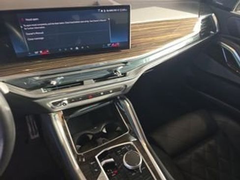 Used 2025 BMW X6 xDrive40i image 4