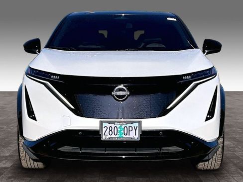 Used 2023 Nissan Ariya FWD image 5