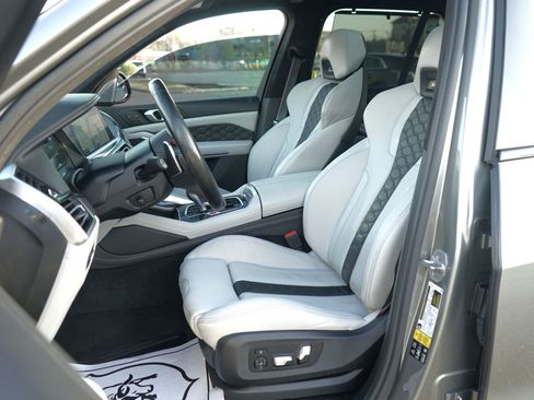 Used 2022 BMW X5 M Competition w/ Ultimate Package image 17