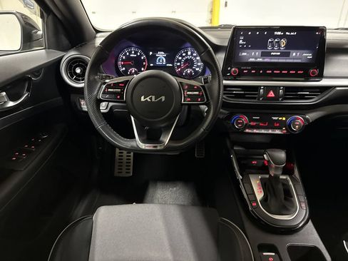 Used 2022 Kia Forte GT-Line w/ GT-Line Premium Package FWD image 11