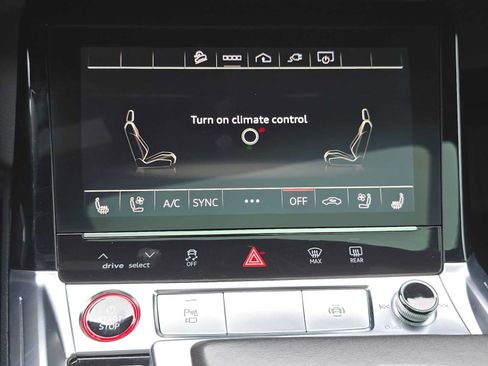 Used 2023 Audi e-tron S Premium Plus AWD/4WD image 27