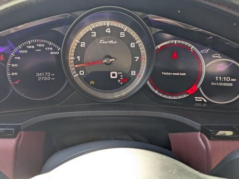 Used 2021 Porsche Cayenne Turbo image 10