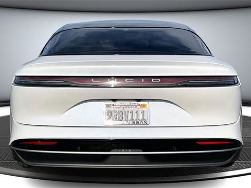 Used 2023 Lucid Air Touring image 5