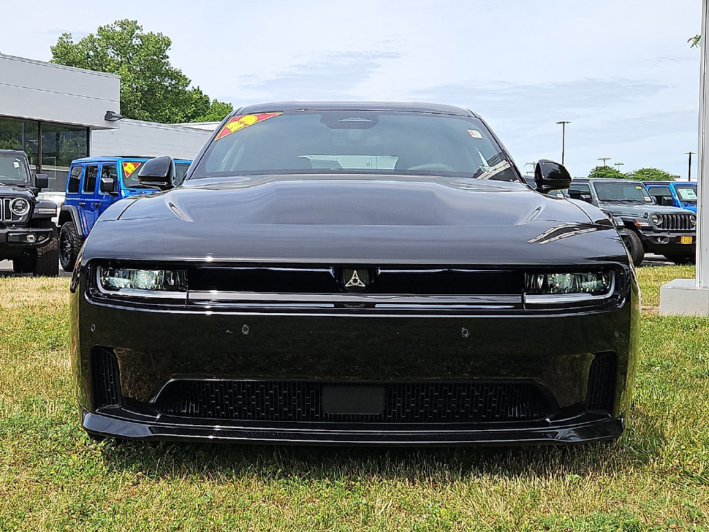 Used 2025 Dodge Charger Daytona R/T w/ Quick Order Package 25M R/T AWD/4WD image 2