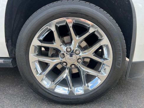 Used 2019 Cadillac Escalade Premium Luxury AWD/4WD image 10