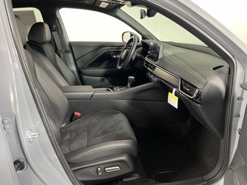Certified 2025 Acura ADX A-Spec AWD/4WD image 7