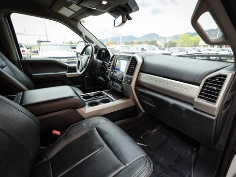 Used 2020 Ford F450 Lariat w/ Lariat Ultimate Package AWD/4WD image 22