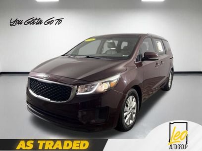 Used 2016 Kia Sedona LX w/ LX Essentials Premium Package