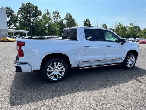 New 2026 Chevrolet Silverado 1500 High Country AWD/4WD image 6