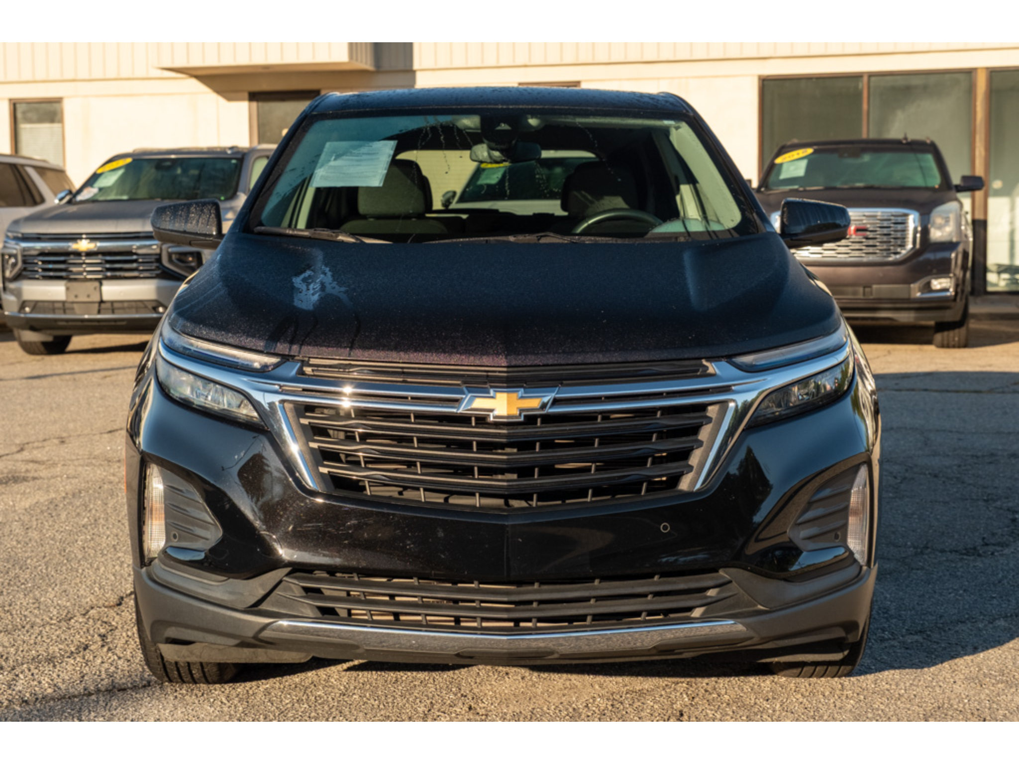 Used 2024 Chevrolet Equinox LT FWD image 3