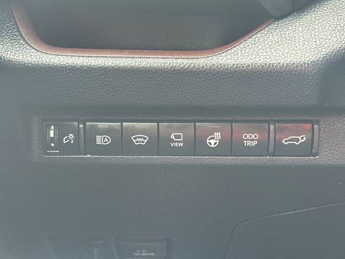 Used 2024 Toyota RAV4 Limited w/ Advanced Technology Package AWD/4WD image 32