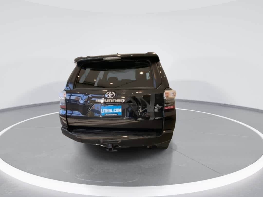 Used 2024 Toyota 4Runner SR5 Premium w/ Moonroof Package AWD/4WD image 7