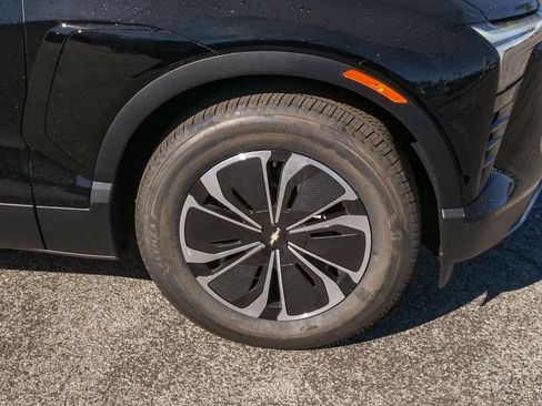 New 2026 Chevrolet Blazer EV LT image 5