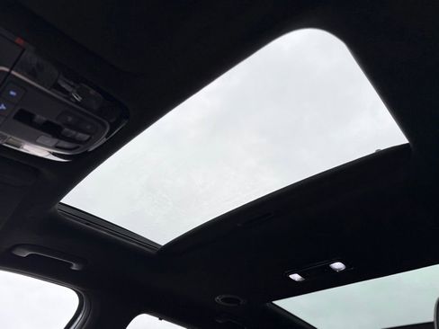 Used 2020 Hyundai Palisade Limited image 21