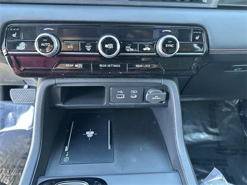 New 2025 Honda Pilot TrailSport image 28