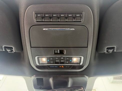 Used 2023 Ford F150 Raptor w/ Raptor Carbon Fiber Package AWD/4WD image 32