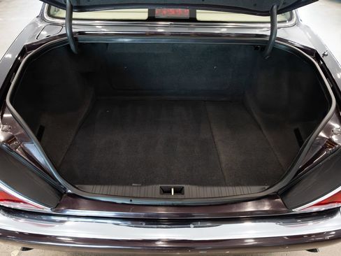 Used 1996 Jaguar XJ Vanden Plas RWD image 8