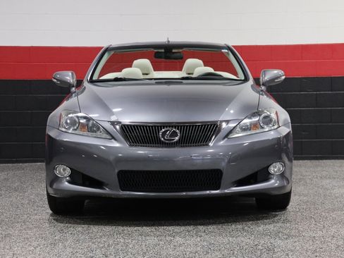 Used 2015 Lexus IS 250C image 12