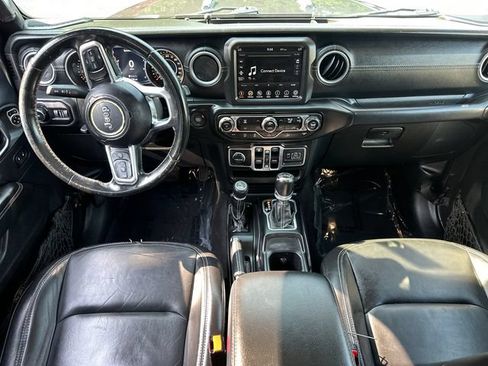 Used 2018 Jeep Wrangler Unlimited Sahara AWD/4WD image 20