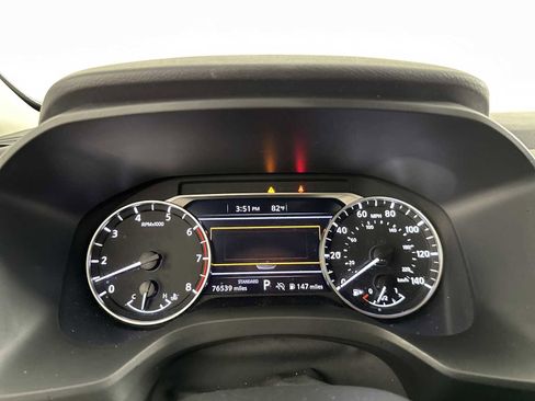 Used 2025 Nissan Rogue SV FWD image 18