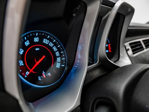 Used 2015 Chevrolet Camaro Z/28 image 31