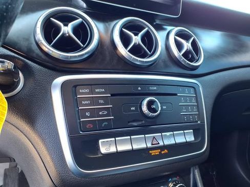 Used 2018 Mercedes-Benz CLA 250 4MATIC image 12