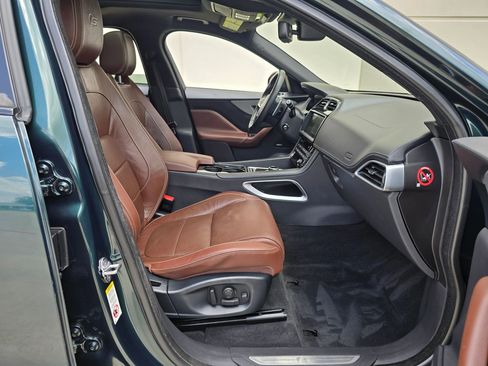 Used 2017 Jaguar F-PACE S AWD/4WD image 24
