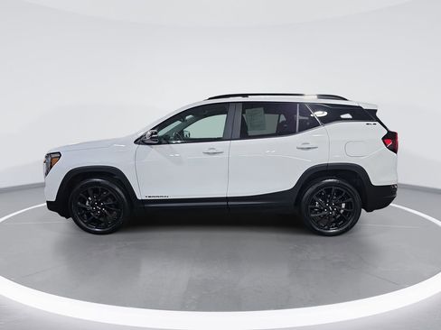 Certified 2024 GMC Terrain SLE w/ Driver Convenience Package AWD/4WD image 7