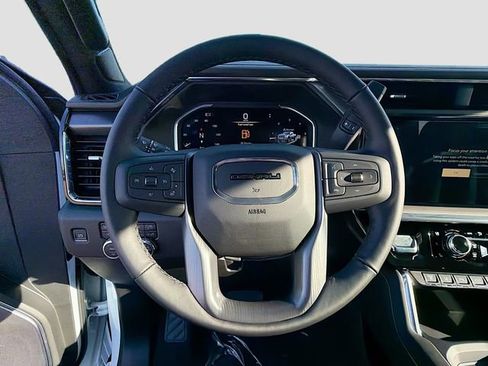 New 2026 GMC Sierra 2500 Denali Ultimate AWD/4WD image 9