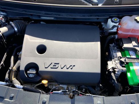 Used 2019 Buick Enclave Essence FWD image 32