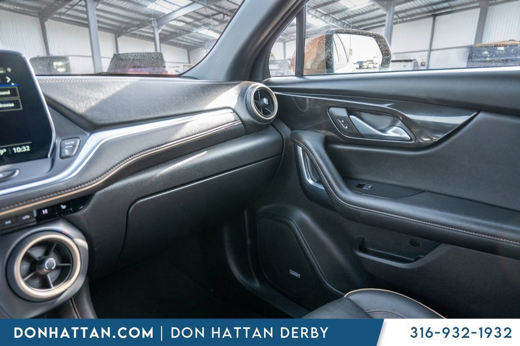 Used 2024 Chevrolet Blazer Premier AWD/4WD image 15