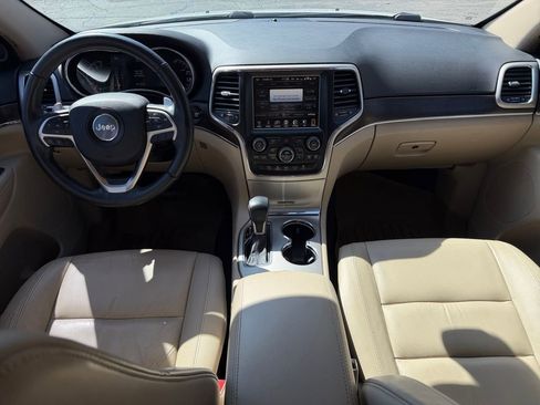 Used 2016 Jeep Grand Cherokee Limited image 32