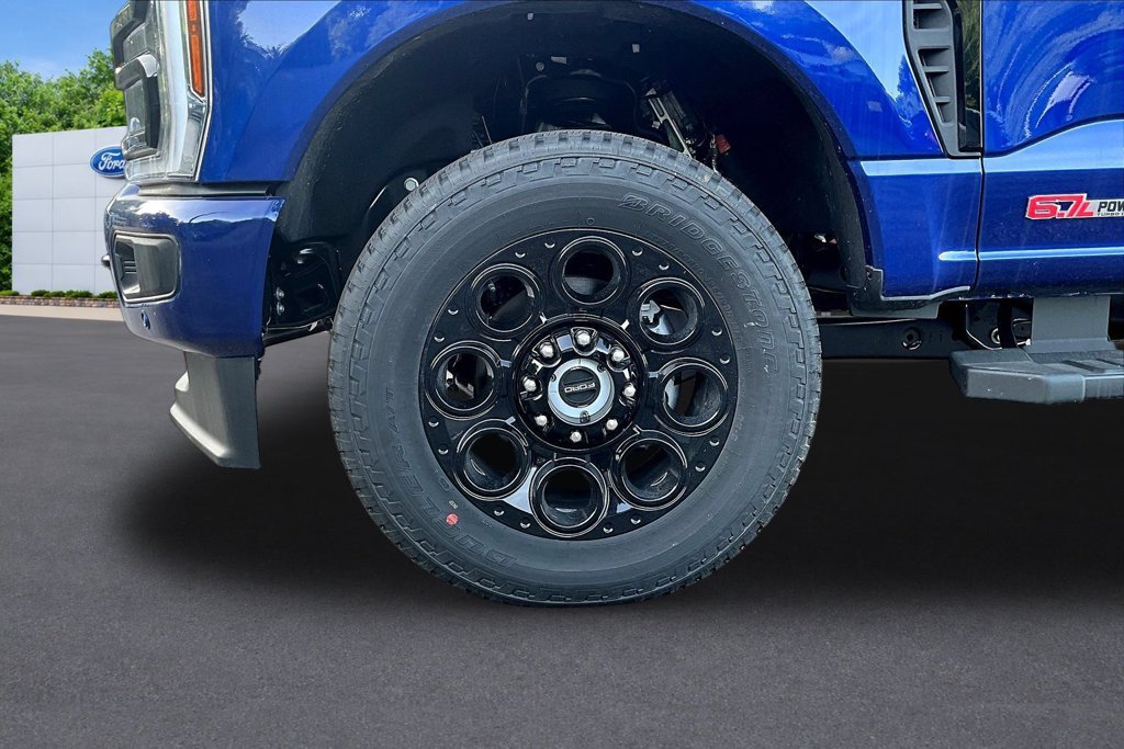 New 2026 Ford F350 Lariat w/ Black Appearance Package AWD/4WD image 13