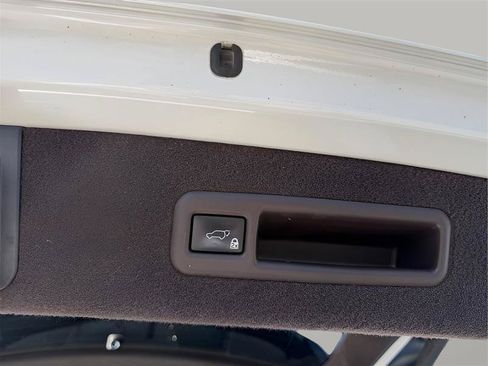 Used 2019 Lexus RX 350L FWD image 41