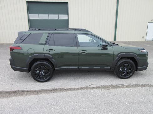 Used 2026 Subaru Outback Limited AWD/4WD image 7