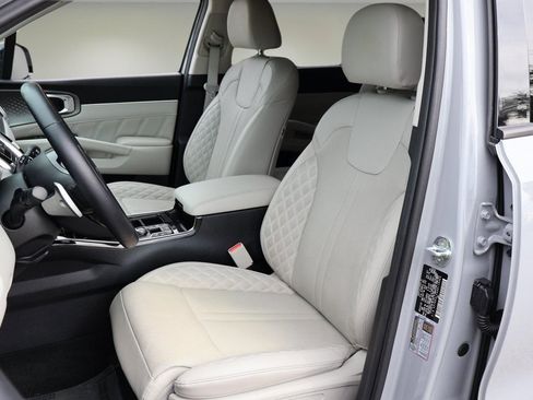 Used 2022 Kia Sorento SX image 12