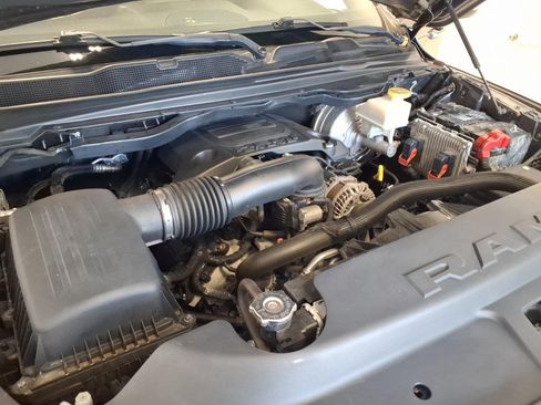 Used 2019 RAM 1500 Big Horn AWD/4WD image 23