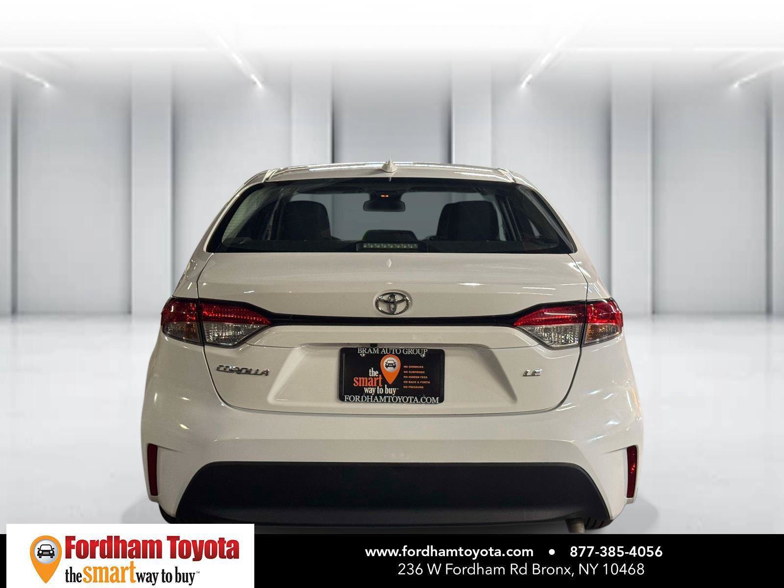 Used 2023 Toyota Corolla LE FWD image 6