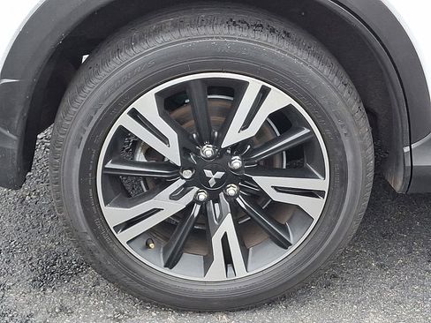 Used 2024 Mitsubishi Eclipse Cross SE image 9