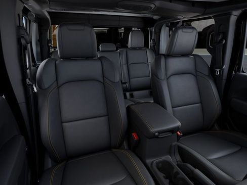 New 2026 Jeep Gladiator Sport AWD/4WD image 16