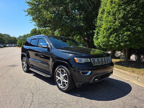Used 2019 Jeep Grand Cherokee Overland RWD image 7