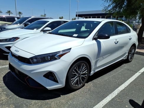 Used 2024 Kia Forte GT-Line FWD image 1
